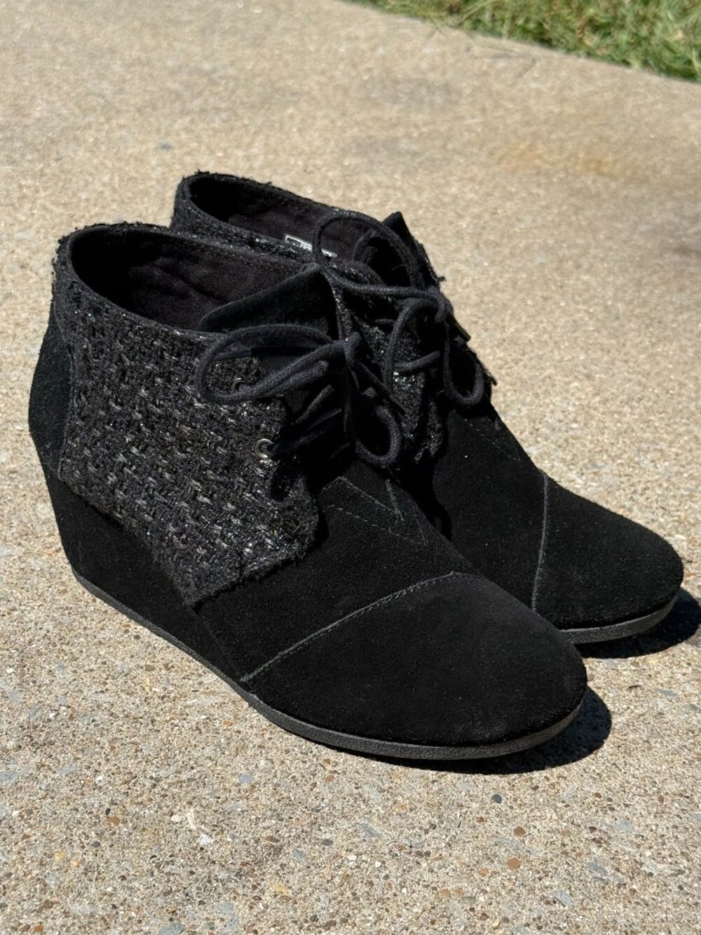 TOMS Womens 8.5 Black Tweed Wedge Boots Y2K Indie Sleaze Dark Academia Chic4131